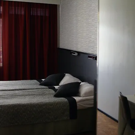 Imatran Kylpyla מלון 4*